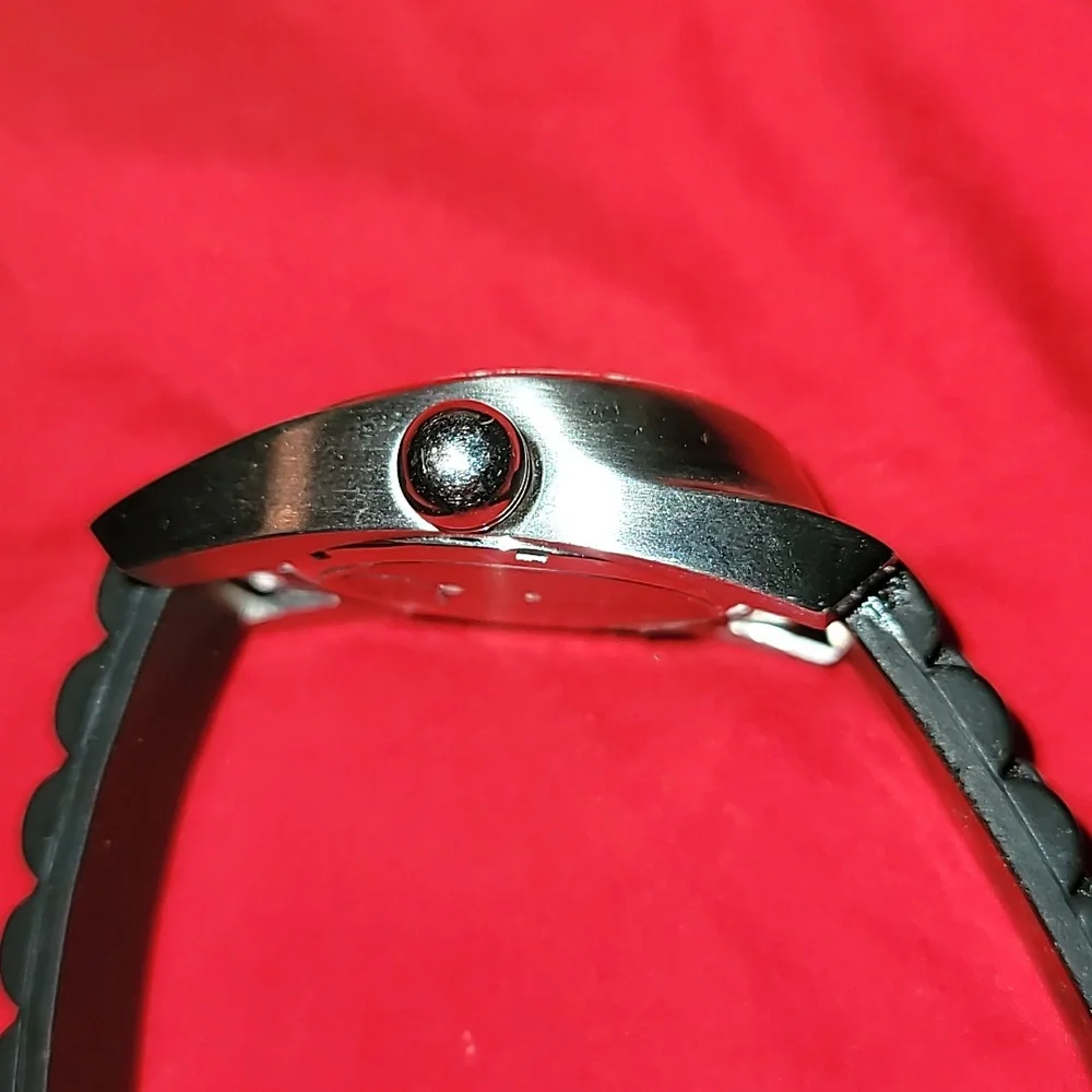 Nemesis Silver With Green Face Vintage Chunky Mens‎ Watch With Replacement Band